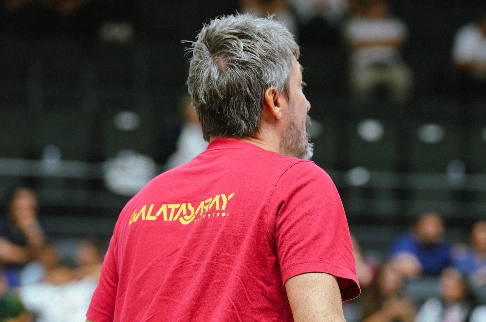 Pozzecco'dan Galatasaray'da Yeni Dönem ve Tribün Çağrısı