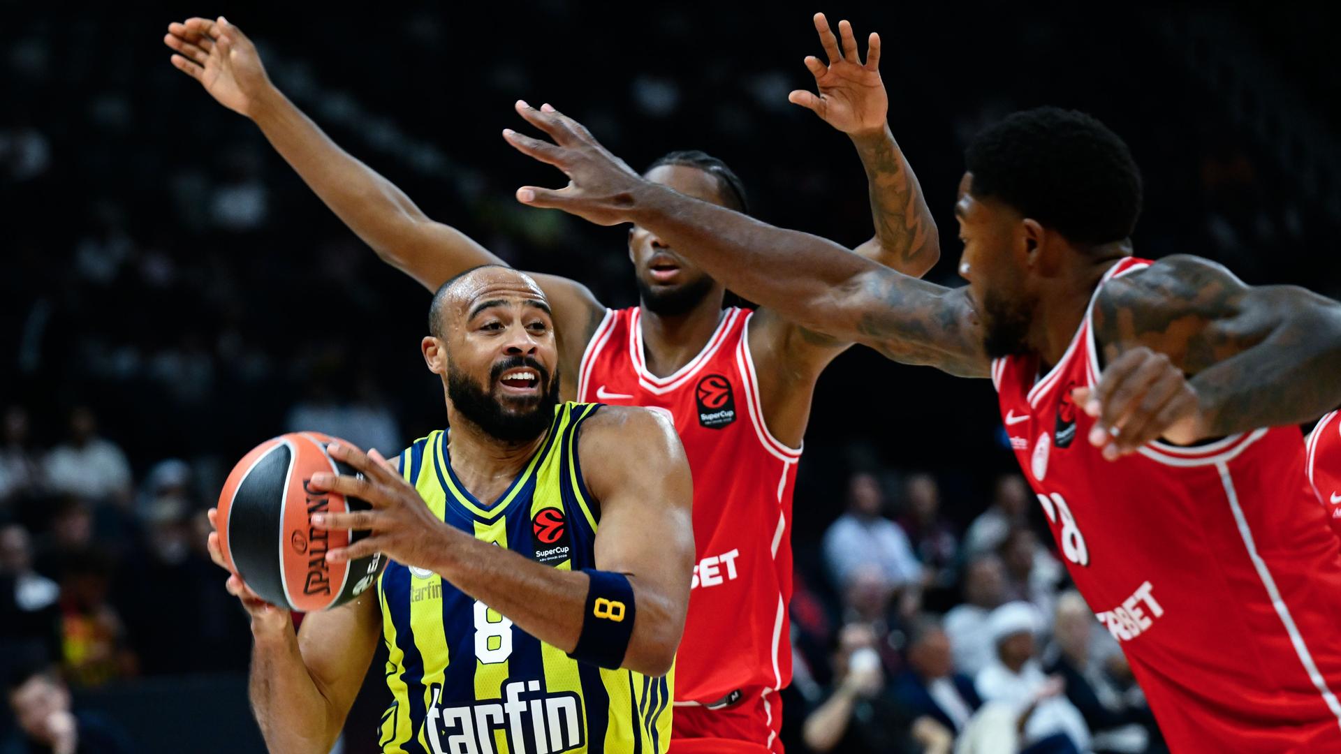 Fenerbahçe Beko'nun Olympiakos Çıkmazı: Atina'da Kaçan Final ve Taktiksel Kırılma
