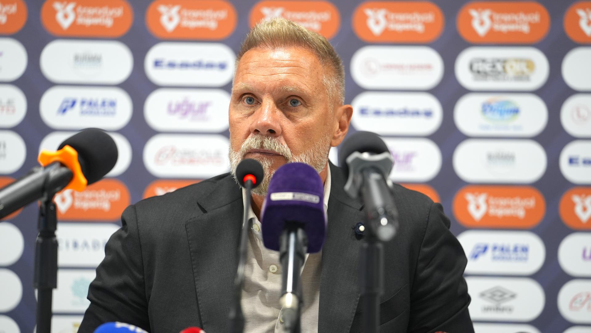 Samsunspor'da Thorsten Fink Dönemi: Erzurum Şoku ve Taktiksel Kriz