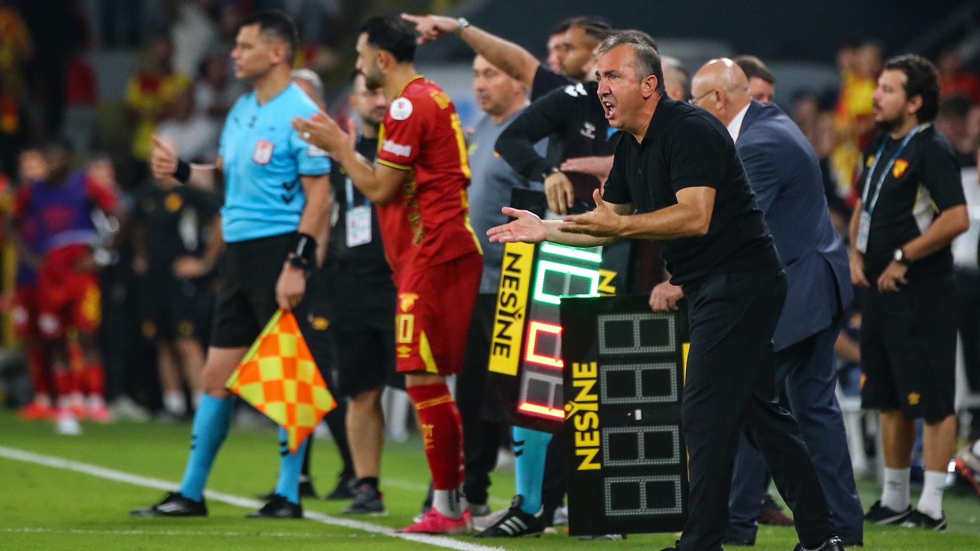 Recep Uçar'dan Göztepe Maçı Sonrası Çarpıcı Analiz: Kaçan 2 Puan