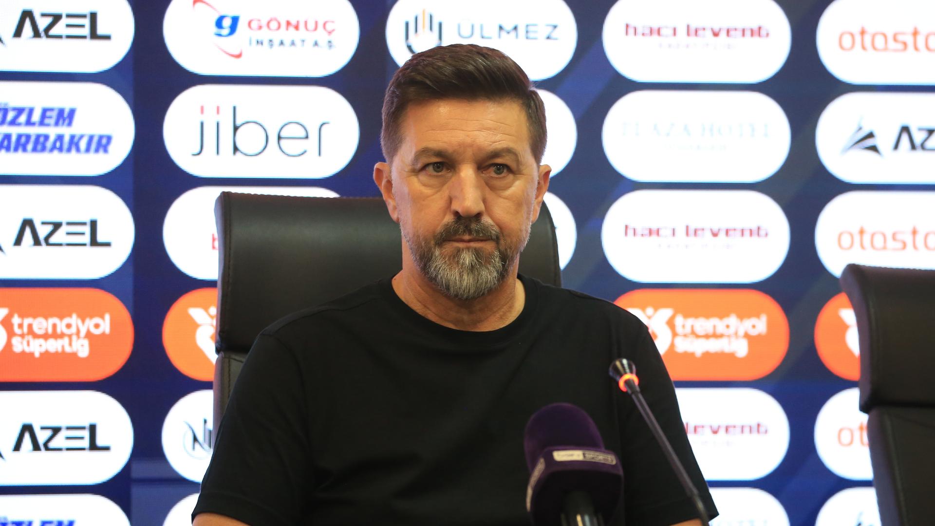 Amedspor'un Başakşehir Zaferi: Besnik Hasi'nin Taktiksel Devrimi ve Yeni Dönem