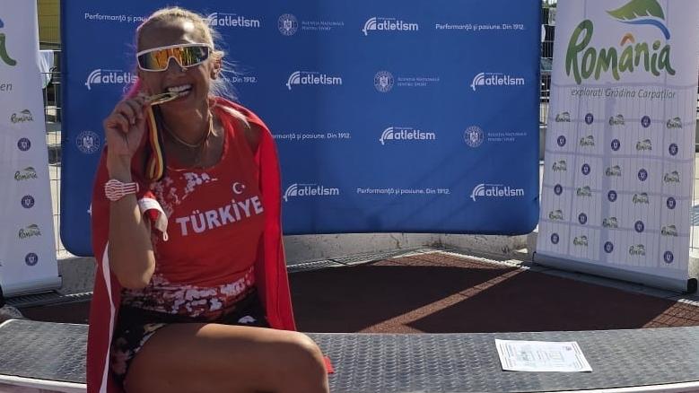 Aycan Kurtcan Balkan Şampiyonu: İzmirli Master Atletten Tarihi Altın