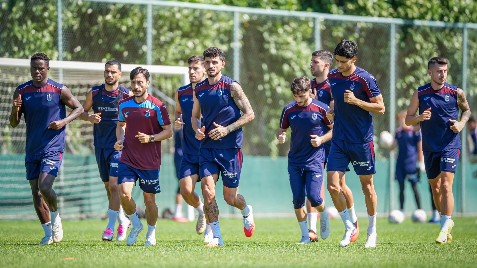 Trabzonspor'da Yeni Dönem: Taktiksel Vizyon ve Arayışlar