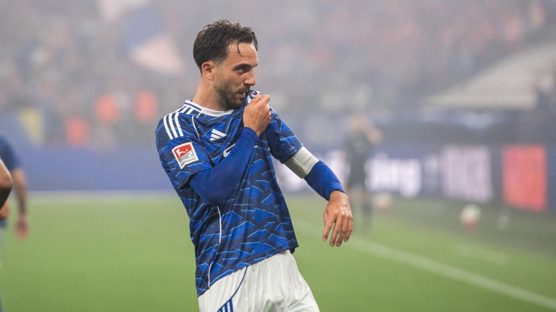 Kenan Karaman'ın Schalke'deki Liderliği ve Milli Takım Hedeflerine Dair Derin Analiz