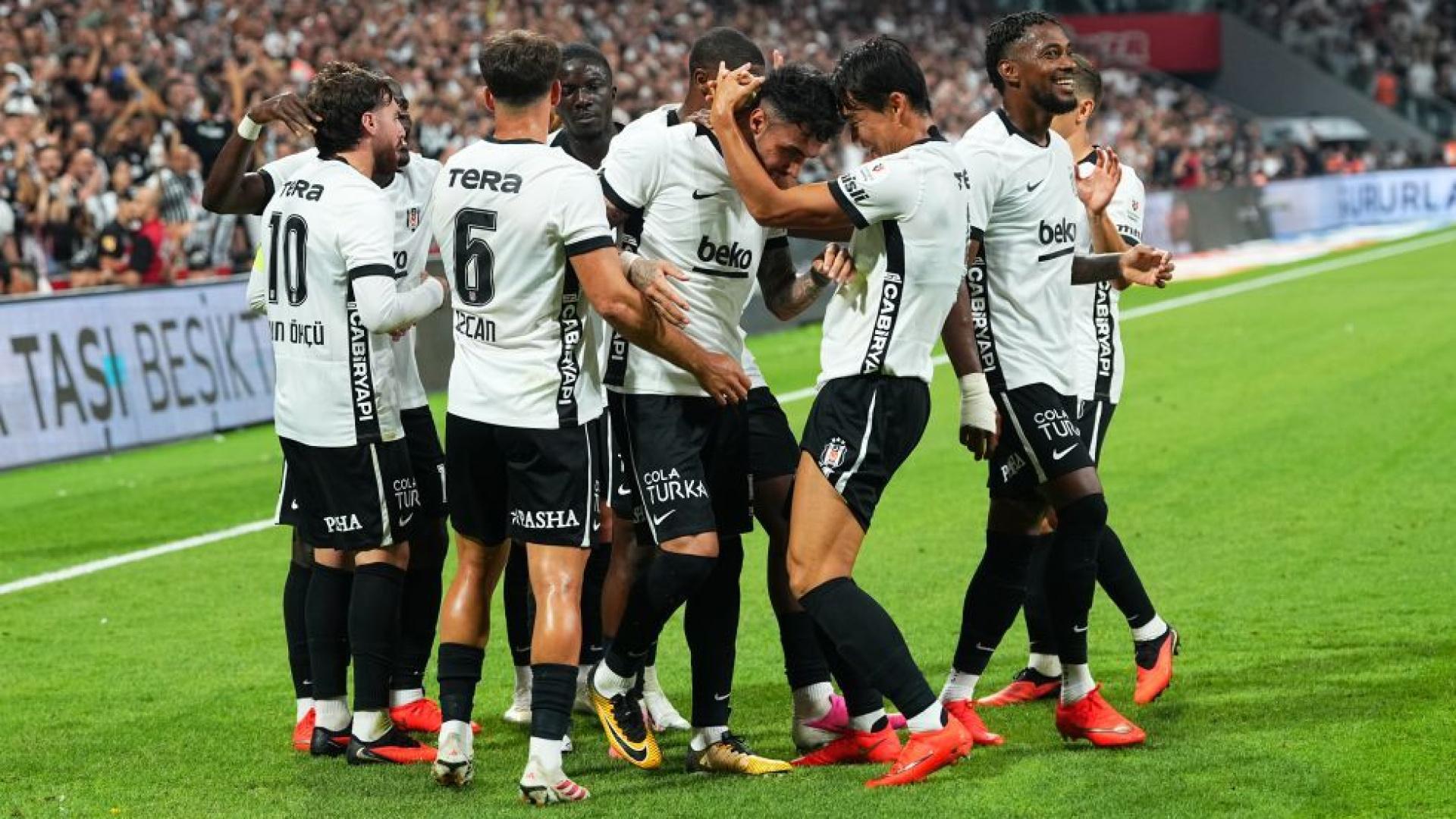 Beşiktaş'ın Yeniden Doğuşu: Kasım Sendromundan Şampiyonluk İddiasına Geçiş