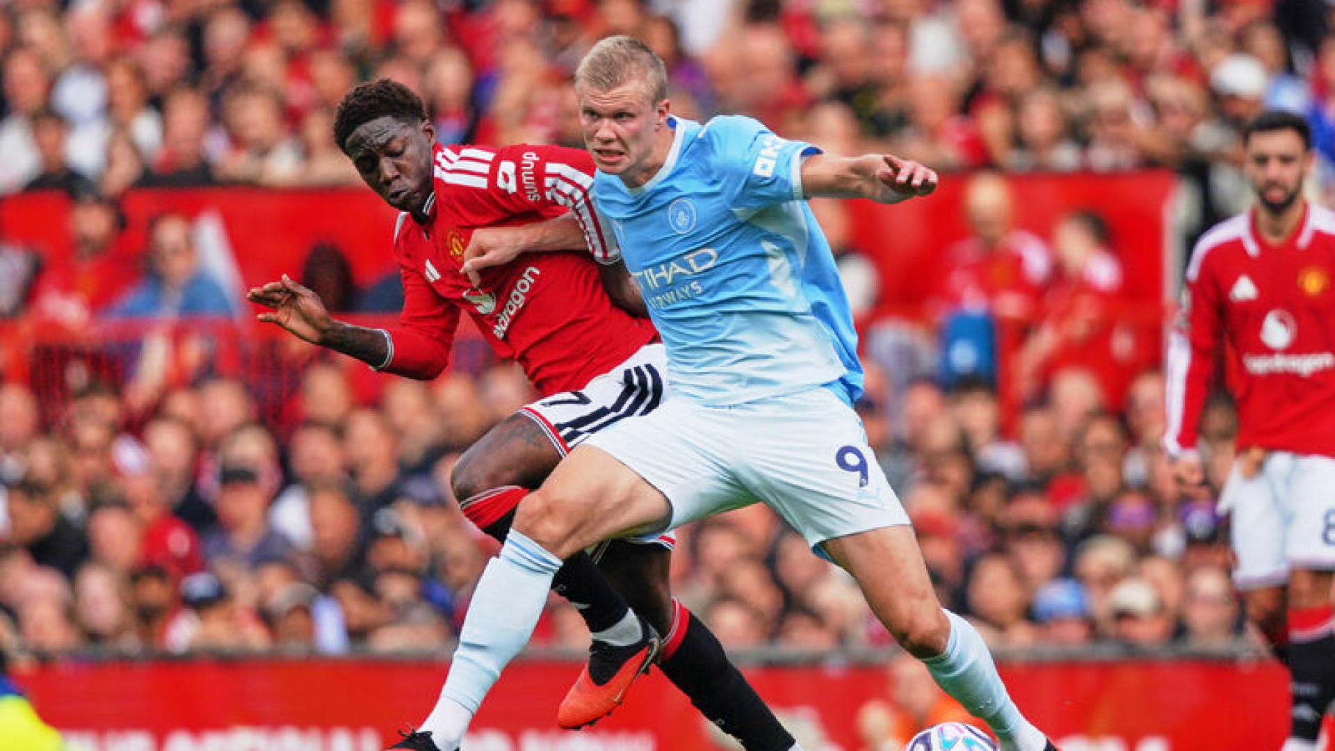 Manchester Derbisi'nde Taktiksel Zafer: City, Old Trafford'da 10 Kişiyle Kazandı