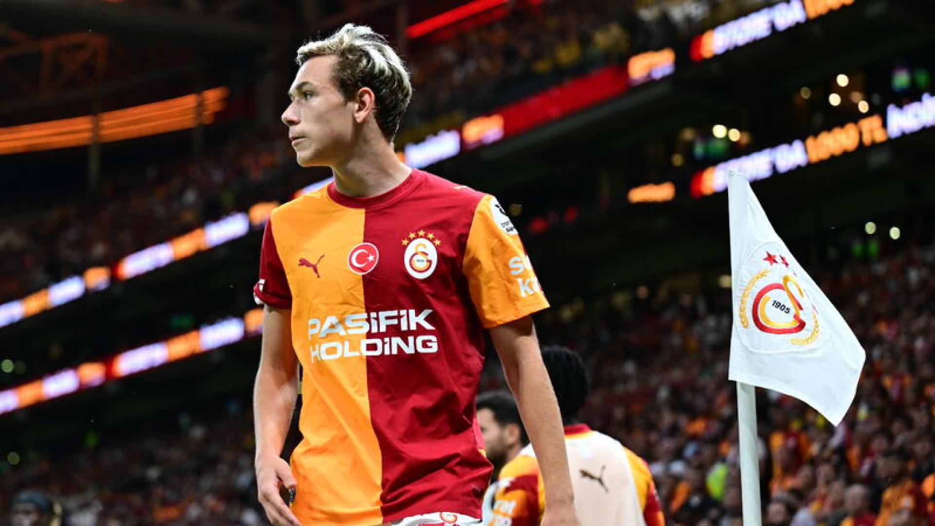 Aleksey Batrakov Fenomeni: Galatasaray'ın Yeni Mücevheri Neden Yolcu?