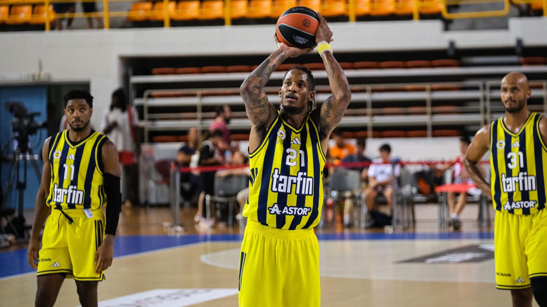 Fenerbahçe Tarfin, EuroLeague Süper Kupası'nda Olympiakos'a Karşı