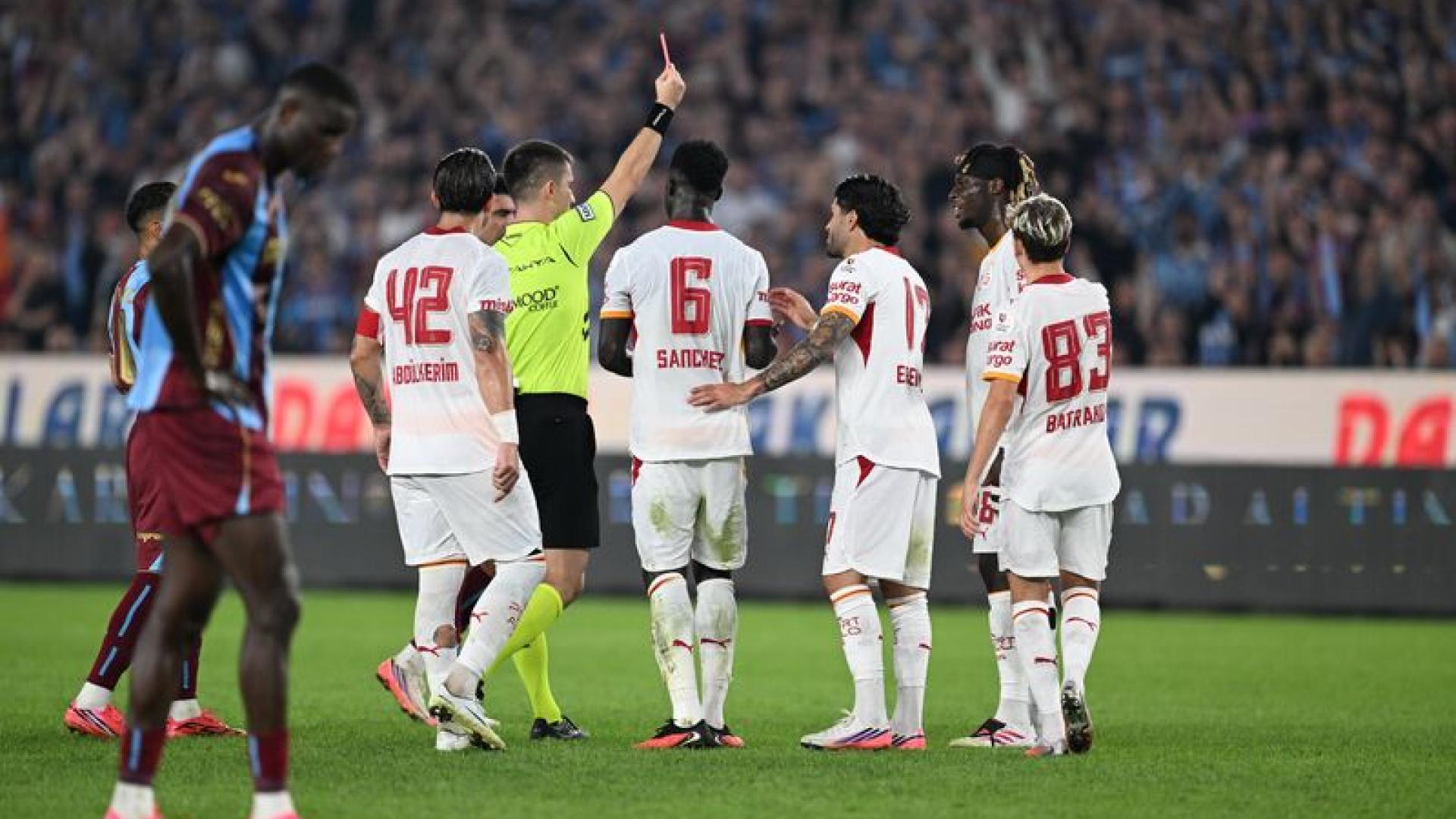 Trabzonspor 4-0 Galatasaray: Okan Buruk'un Taktiksel Çöküşü ve Radikal Hatalar