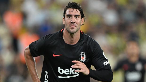 Vlahovic Şoku: Beşiktaş’ın Golcü Yıldızına PFDK’dan 1 Maçlık Ağır Fatura