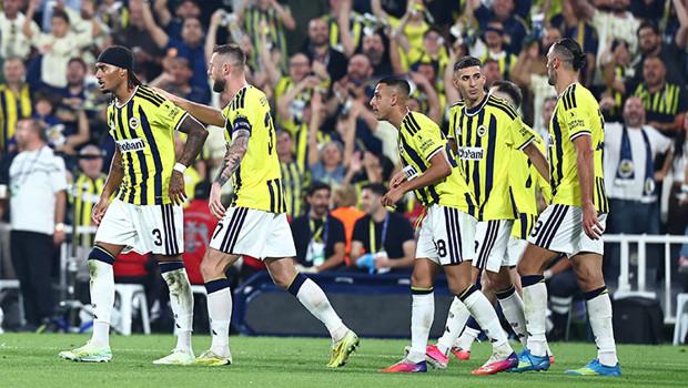 Fenerbahçe'nin Gaziantep Deplasmanı: Taktiksel Bir Satranç Oyunu