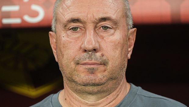 Stanimir Stoilov'un Göztepe'si: İzmir'de Taktiksel Bir Rönesans Mı Başlıyor?