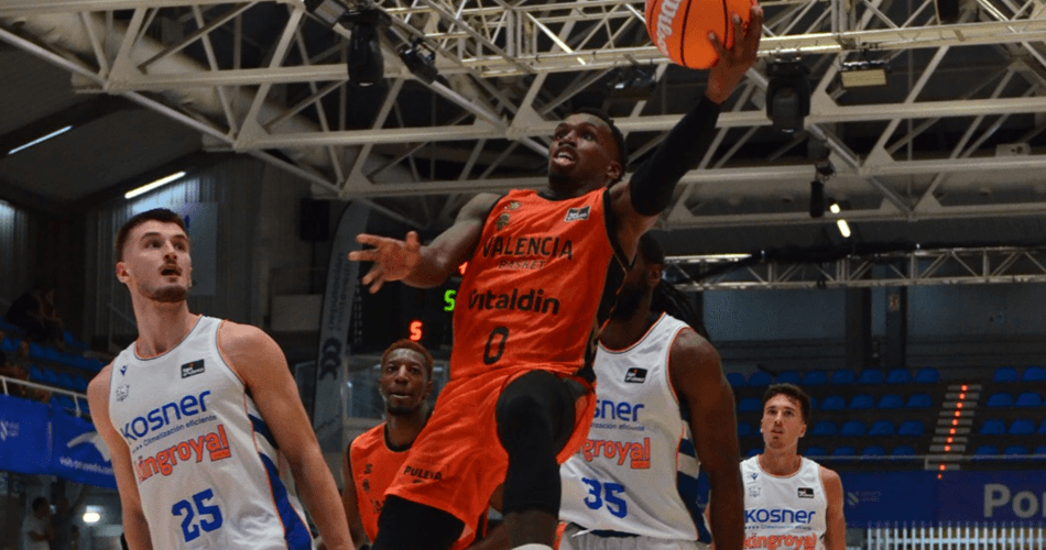 TJ Shorts'un Şovunda Valencia, Baskonia'yı 93-91 Devirdi