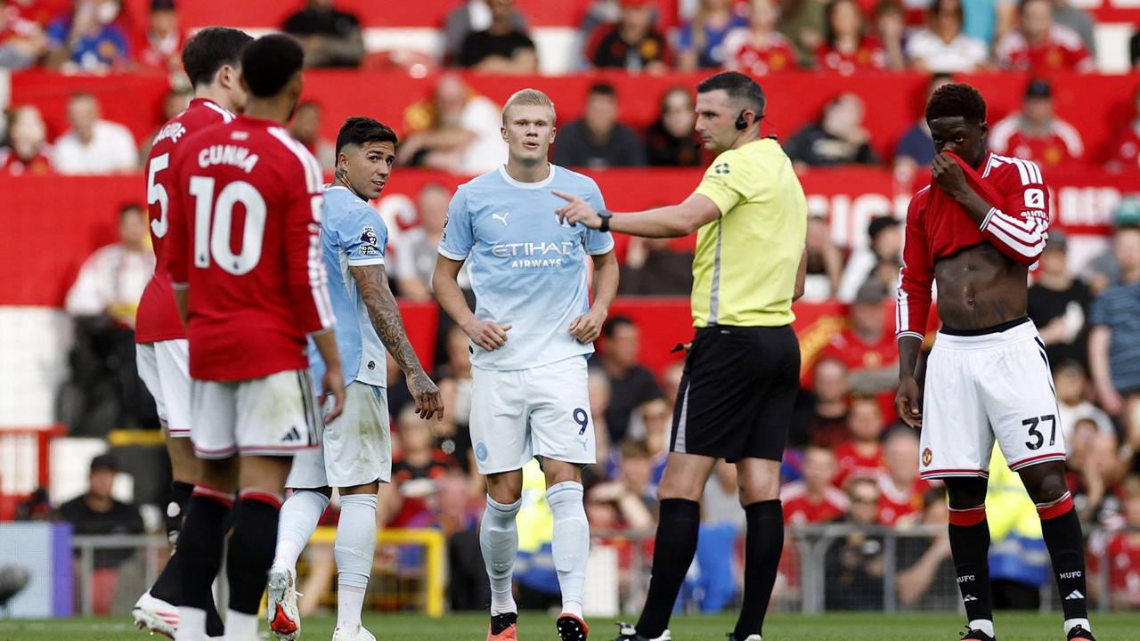 Manchester derbisinde hakem skandalı resmen açıklandı!