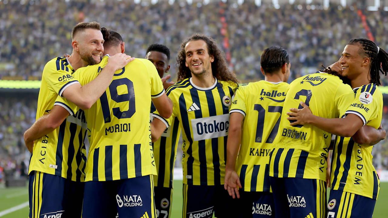 Vedat Muriqi Fırtınası: Fenerbahçe'nin Eyüpspor'u 8-0 ile Geçtiği Tarihi Gece