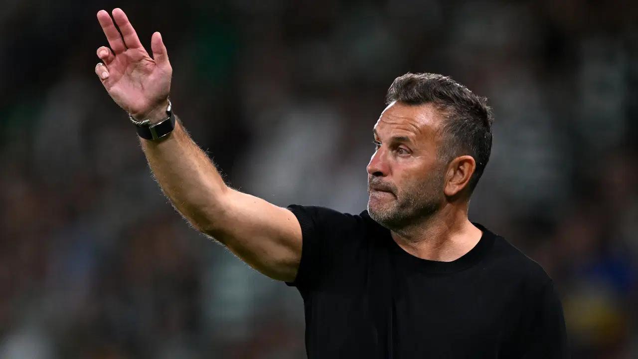 Okan Buruk'un VAR İsyanı: Türk Futbolunda Hakemlik Müessesesi Nereye Evriliyor?