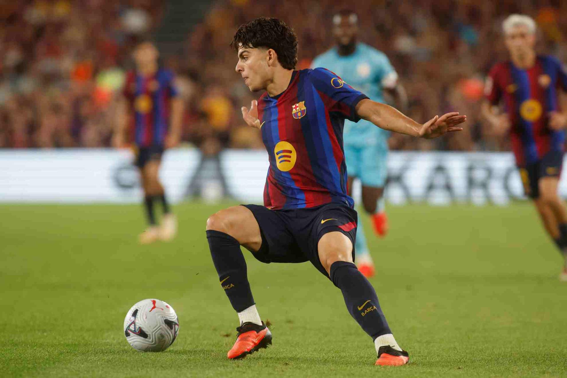Xavi Espart: La Masia'nın Yeni Altın Çocuğu ve Taktiksel Yükselişi