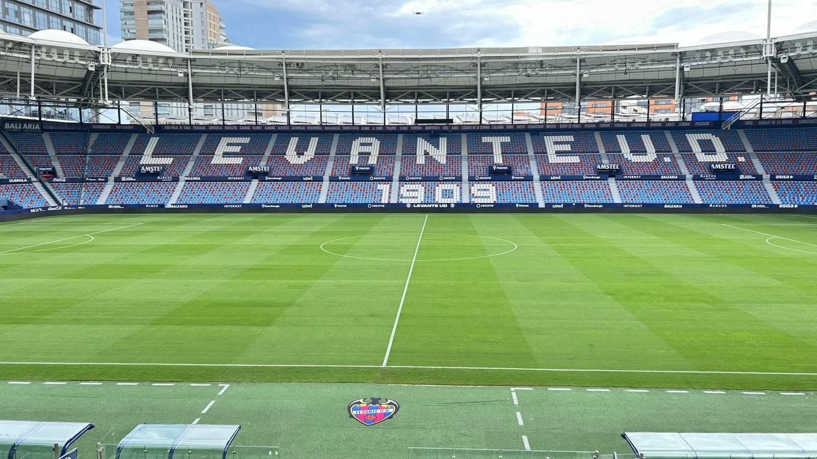 Levante'nin Dönüşü: El Ciutat de València Yeniden Futbola Hazır