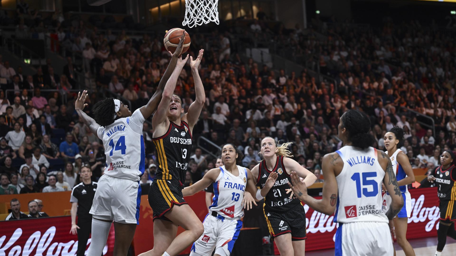 Fransa Almanya'yı Yıktı: FIBA 2026'da Tarihi Final Bileti