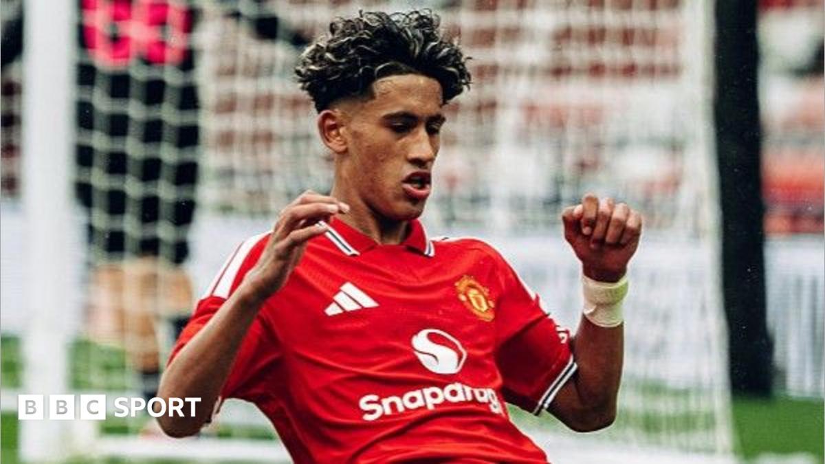 Manchester United'da JJ Gabriel Krizi: Akademinin İncisi Neden Yol Ayrımında?