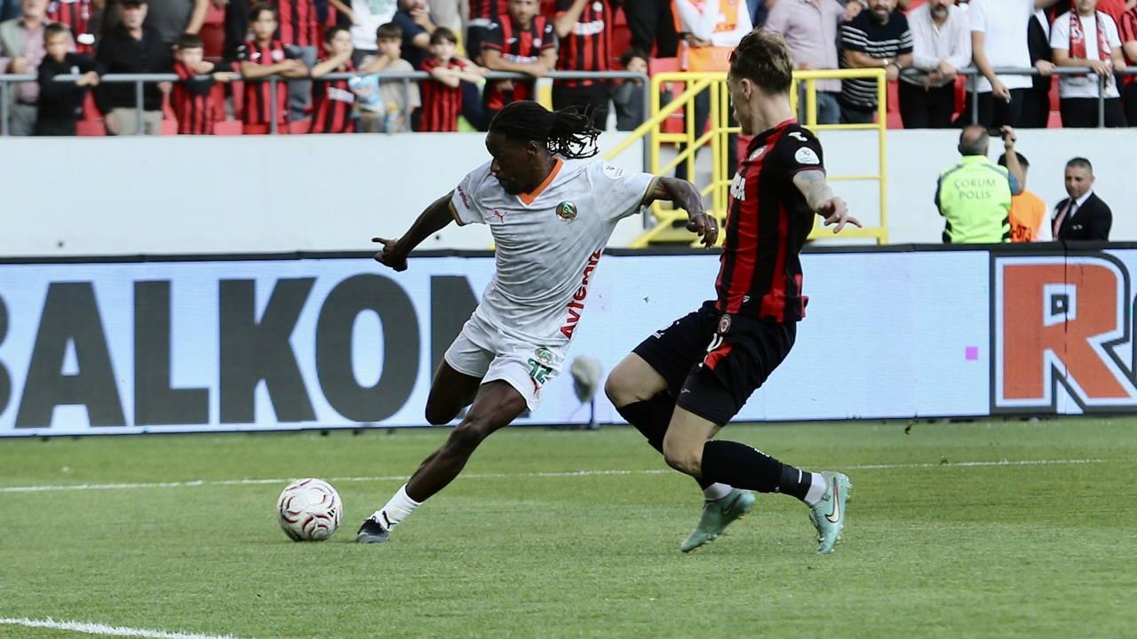 Alanyaspor'un Çorum Çıkarması: Taktiksel Disiplin ve Galibiyetin Anatomisi