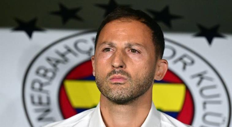 Domenico Tedesco'nun Yeni Durağı: İtalyan Hüsranından Sonra Yeniden Doğuş Mu?
