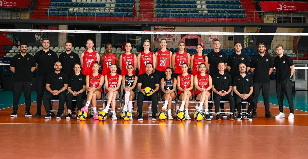 Voleybolda vize krizi: İtalya seyahati öncesi büyük skandal!