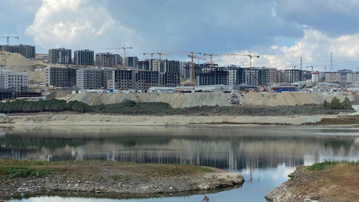 Kentin dört bir yanı imara açıldı: Yeşil sahalardan beton yığınlarına