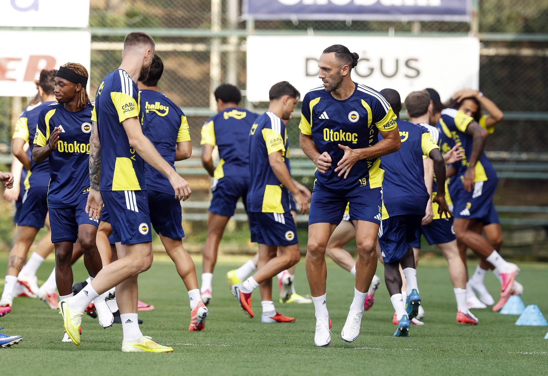 Fenerbahçe'de 8-0'lık zafer sonrası sürpriz ayrılık kararı